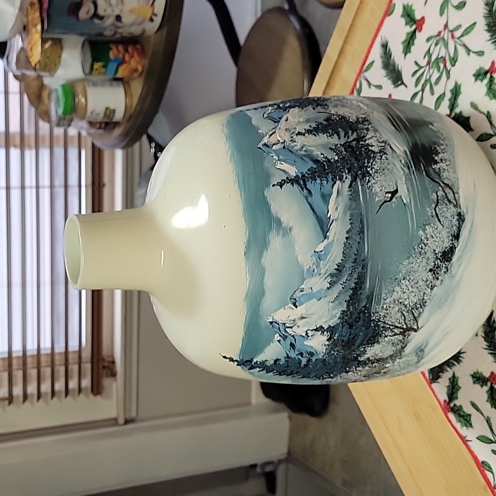 Vase,Large Glass,Landscape painted,Wyoming/ Montana,EUC